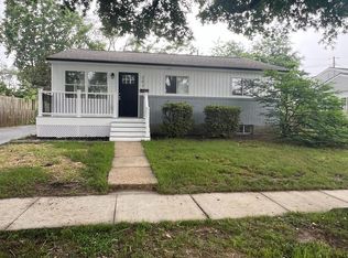 202 Hollywood Ct, Glen Burnie, MD 21060