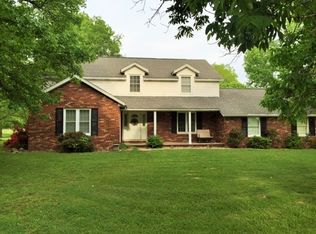 18 Old Johnston City Rd, West Frankfort, IL 62896