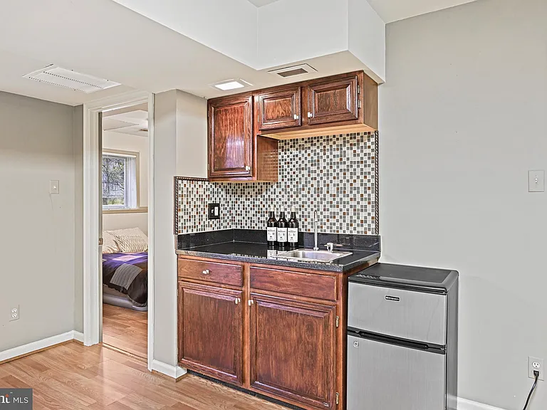 1008 Park St SE — Photo 29