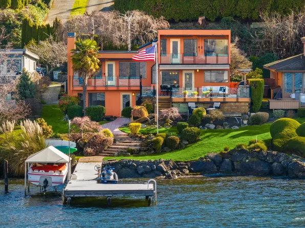 1621 10th St W, Kirkland, WA 98033