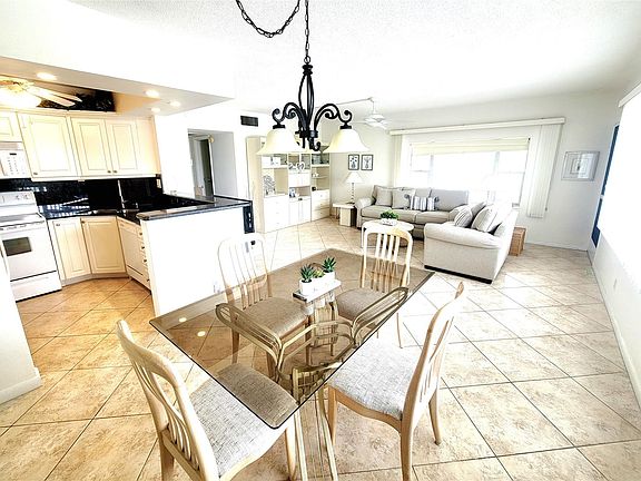 4th image of 3200 NE 7th Court #208a
