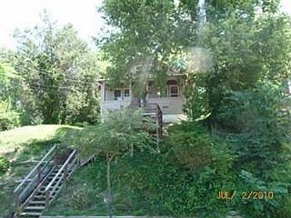 1st image of 736 Woodlawn Ave