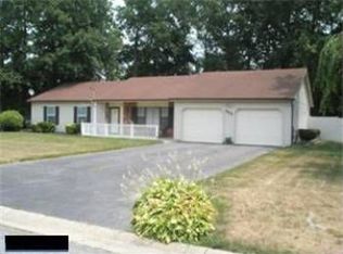 215 Callow Pl, New Castle, DE 19720