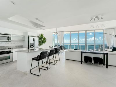 888 Biscayne Blvd #5507/5607, Miami, FL, 33132