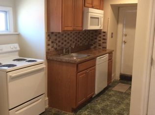 700 W King St APT 3, York, PA 17401