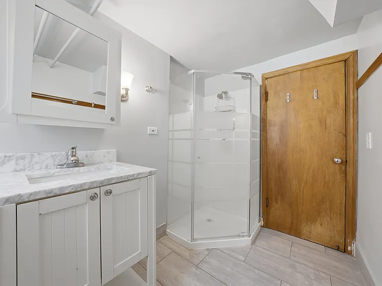 7058 S Fairfield Ave #G — Photo 13