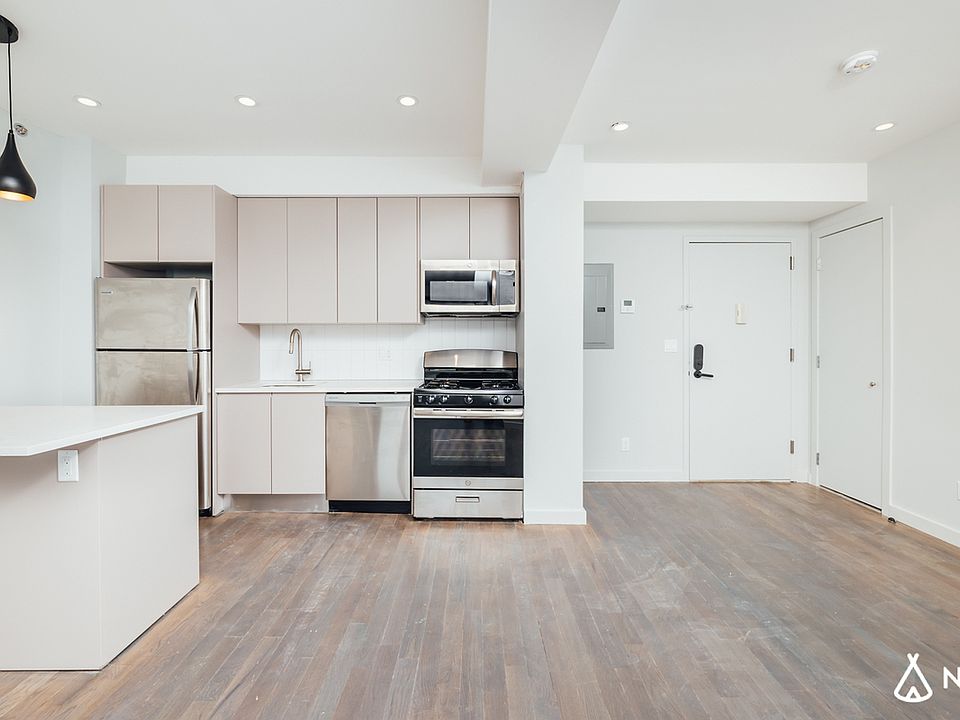 1st image of 594 Bushwick Ave #318