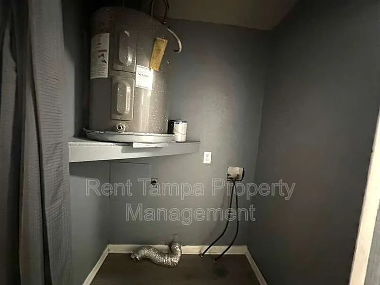 8304 N Mulberry St — Photo 17