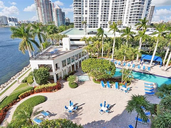 5th image of 3600 Mystic Pointe Dr APT 601