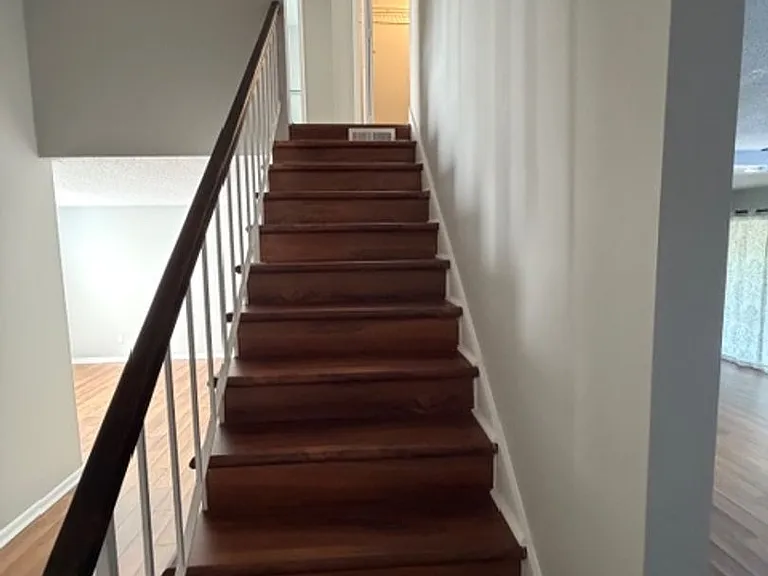 142 Stoneridge Dr — Photo 15