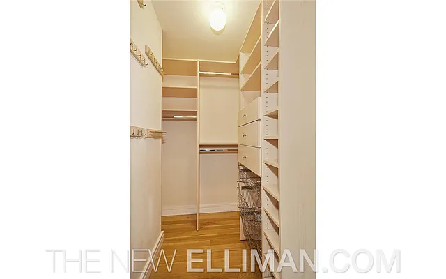 Rented by Douglas Elliman | media 16