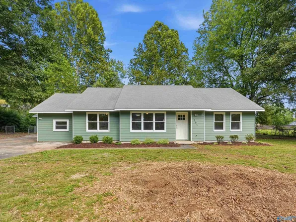 205 Frances Amelia Dr, Huntsville, AL 35811