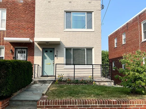 5543 Chillum Pl NE, Washington, DC 20011