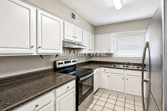 1313 Mullins Station Rd — Photo 5