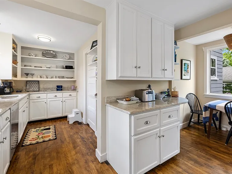 308 Ocean Ave #308 — Photo 13