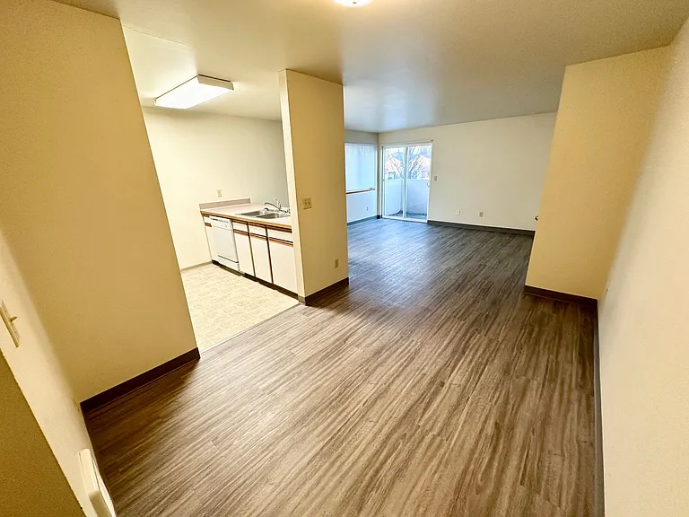 904 Juniper Ave — Photo 35