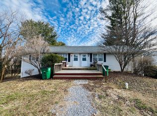 2 Bedroom, 1 Bath Apartment, Christiansburg, VA 24073