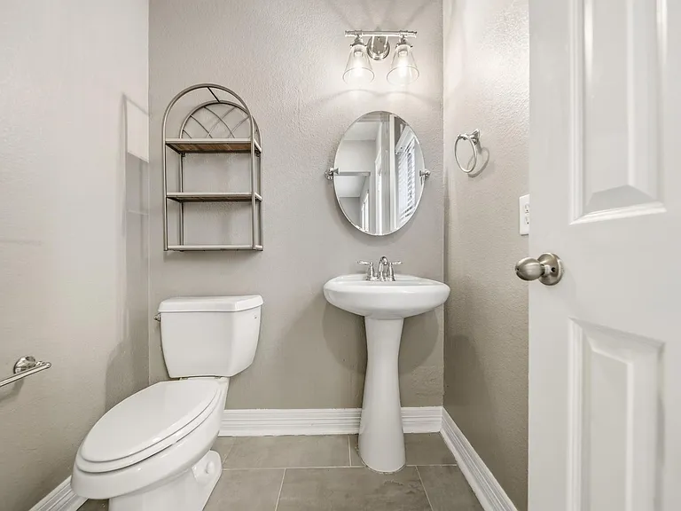 2711 Wallingford Pnes — Photo 14