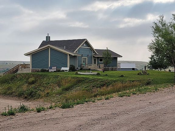 Facing So. towards Ogallala