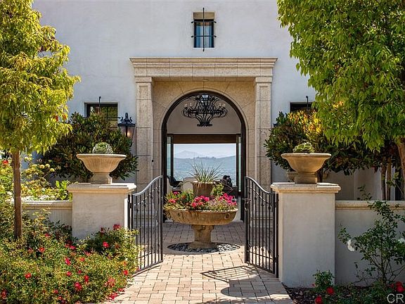 2nd image of 8363 Sendero De Alba