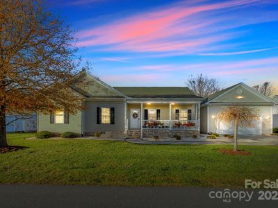 494 Riverwind Dr, Hendersonville, NC, 28739