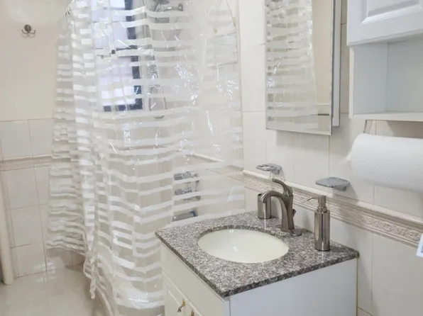 3220 Avenue H image 7 of 13