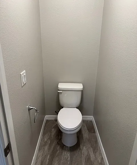 301 Resolute Ave — Photo 23