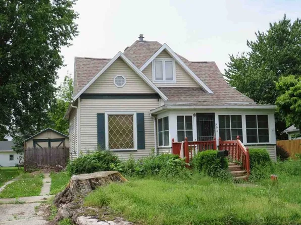 506 N Thoman St, Crestline, OH 44827