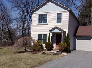 8 Emily Ct, Great Barrington, MA 01230