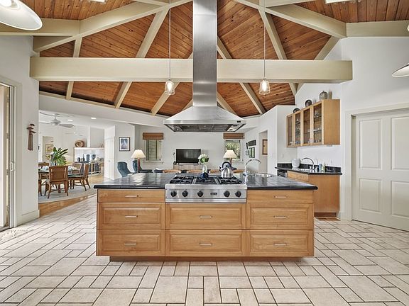 4th image of 59-346 Wilinau Rd