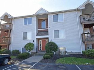 556 Aspen Glen Dr, Cincinnati, OH 45244