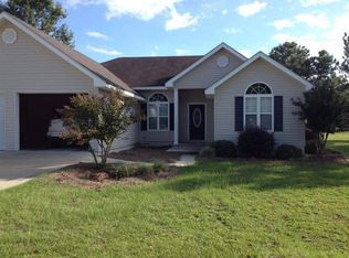 2110 Alexis Dr, Claxton, GA 30417