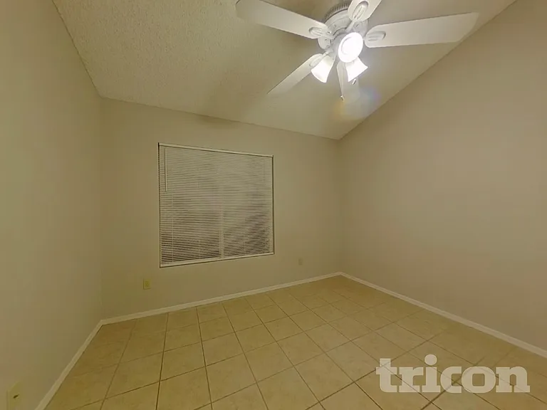 1313 N Avoca — Photo 14