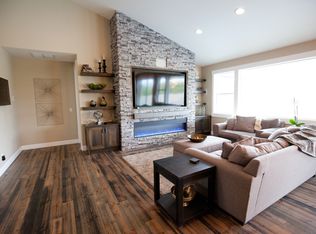 1746 Brambling Brae Ln, Wenatchee, WA 98801