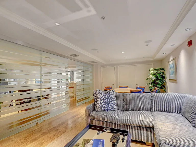 801 S Olive Ave #614 — Photo 51