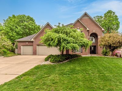 1218 Waterways Dr, Ann Arbor, MI, 48108