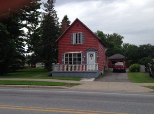 34 Lake St, Rouses Pt, NY 12979