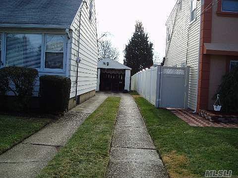 3rd image of 244 E Marshall St