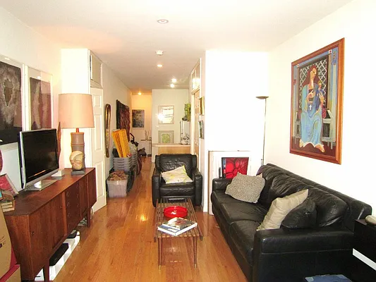 Rented by City Connections Realty | media 50