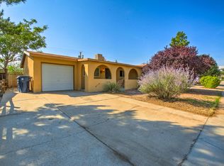 1211 Tomasita St NE, Albuquerque, NM 87112