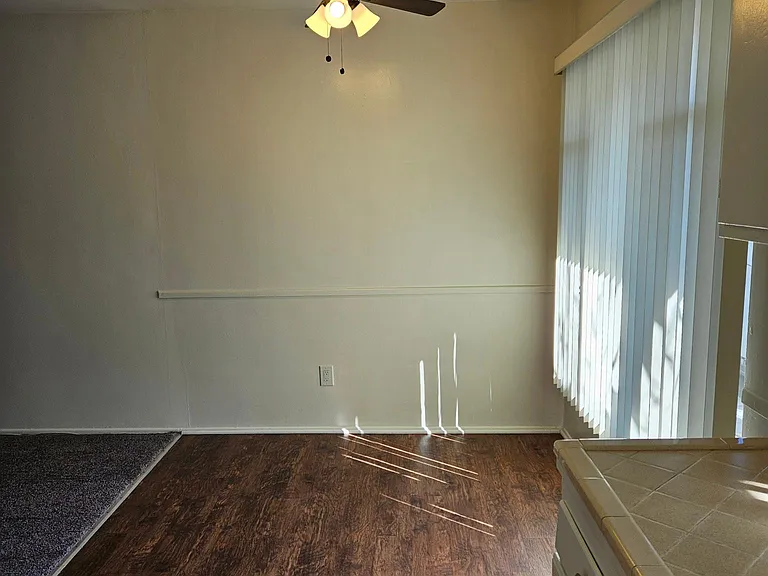 372 Monterey Rd — Photo 10