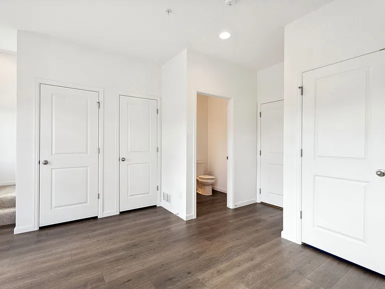 869 Birdwhistle Ln #5 — Photo 11