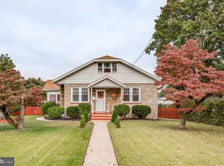 1027 Warren St, Beverly, NJ 08010