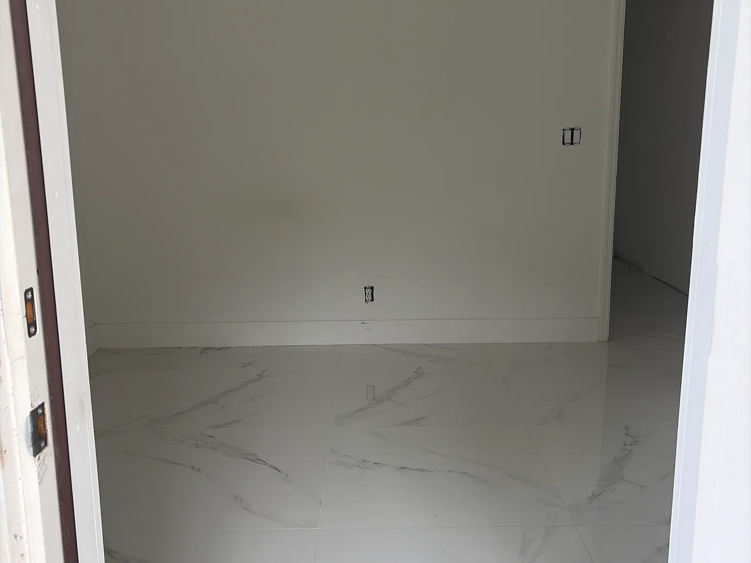 1 bed, 650 sqft, $800 — Photo 2