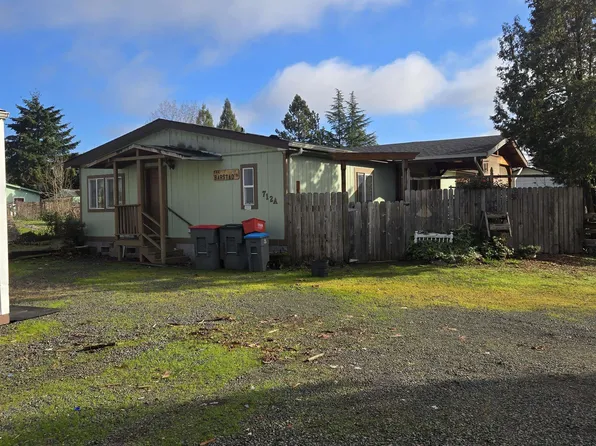 712A Water St, Dayton, OR 97114