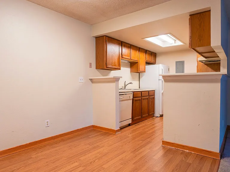 901 S Zeno Way #100 — Photo 32