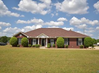 218 Waypoint Cir, Harvest, AL 35749