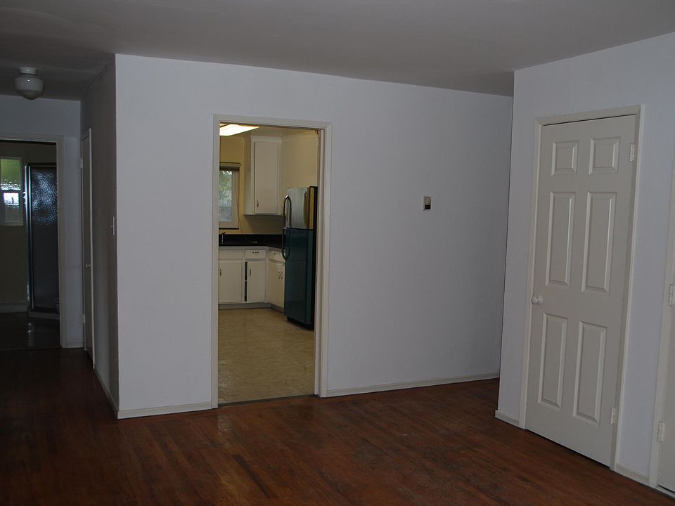 2nd image of 529 N Fair Oaks Ave