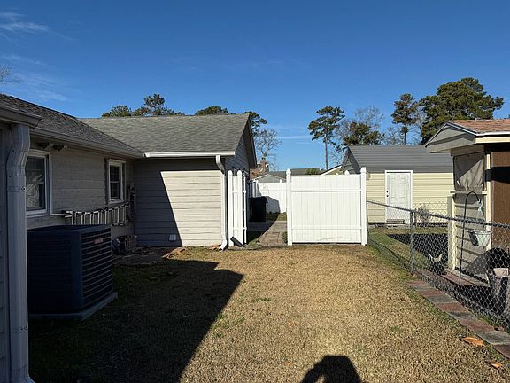 2nd image of 349 Robin Hood Cir