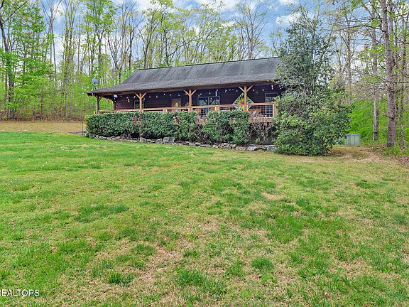 36th image of 426 Allen Dr